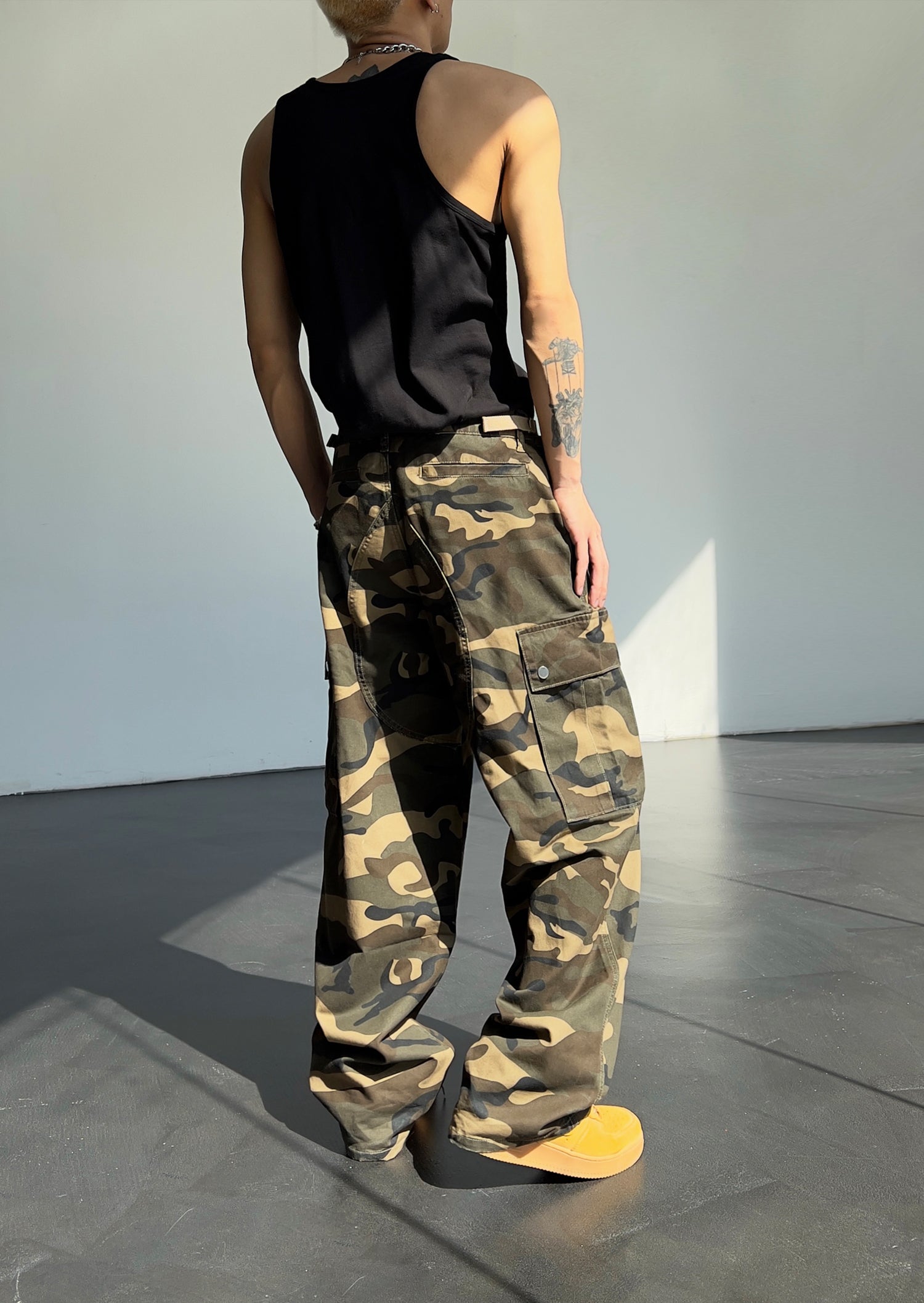 メンズ迷彩カーゴパンツワイドストリート