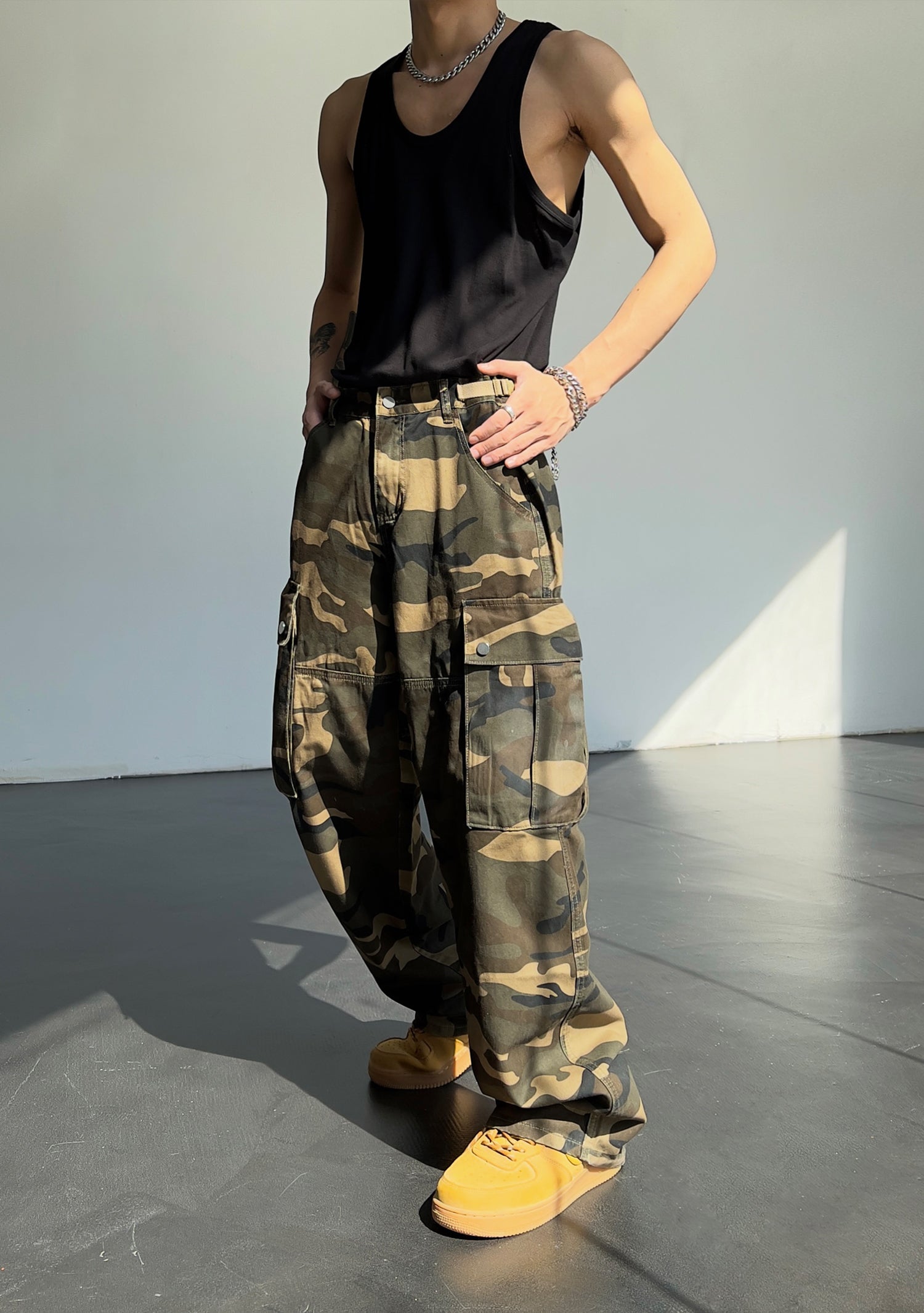 メンズ迷彩カーゴパンツワイドストリート