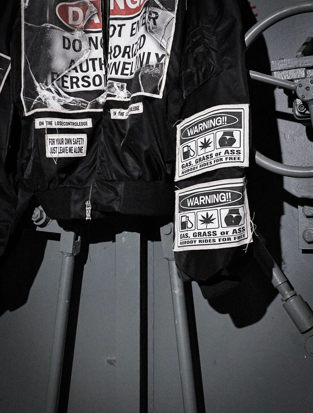 日本未上陸ブランド*LOSE CONTROL EDGE*ボンバージャケット