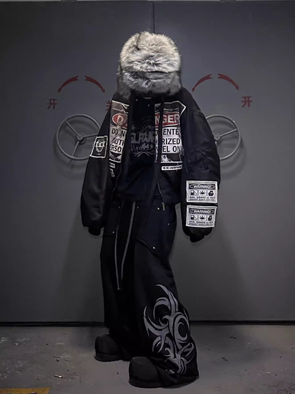 日本未上陸ブランド*LOSE CONTROL EDGE*ボンバージャケット